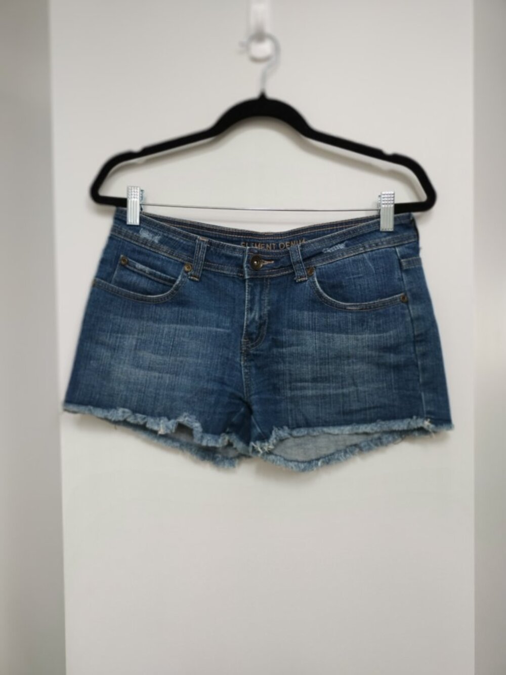 Element size 9 jean shorts organic cotton